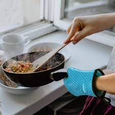 shopum%20%20Heat-Resistant%20Gloves%20and%20Aprons.jpeg?1697580120729